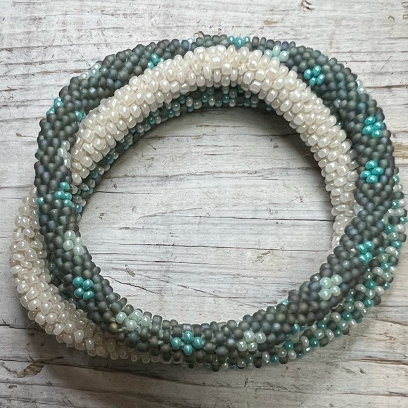 👀🆕 Set of three awesome roll on bracelets. Perfect to add a pop of color! ❤️ - Picture 2 of 8